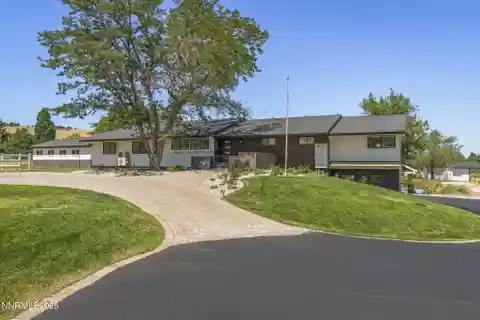 Exceptional Estate in the Heart of Southwest Reno