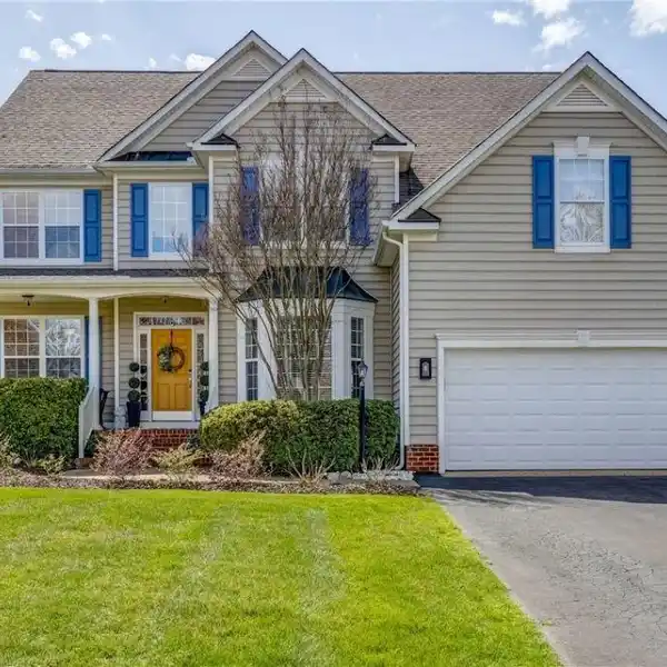 UPGRADED HOME BLENDING LUXURY AND COMFORT
