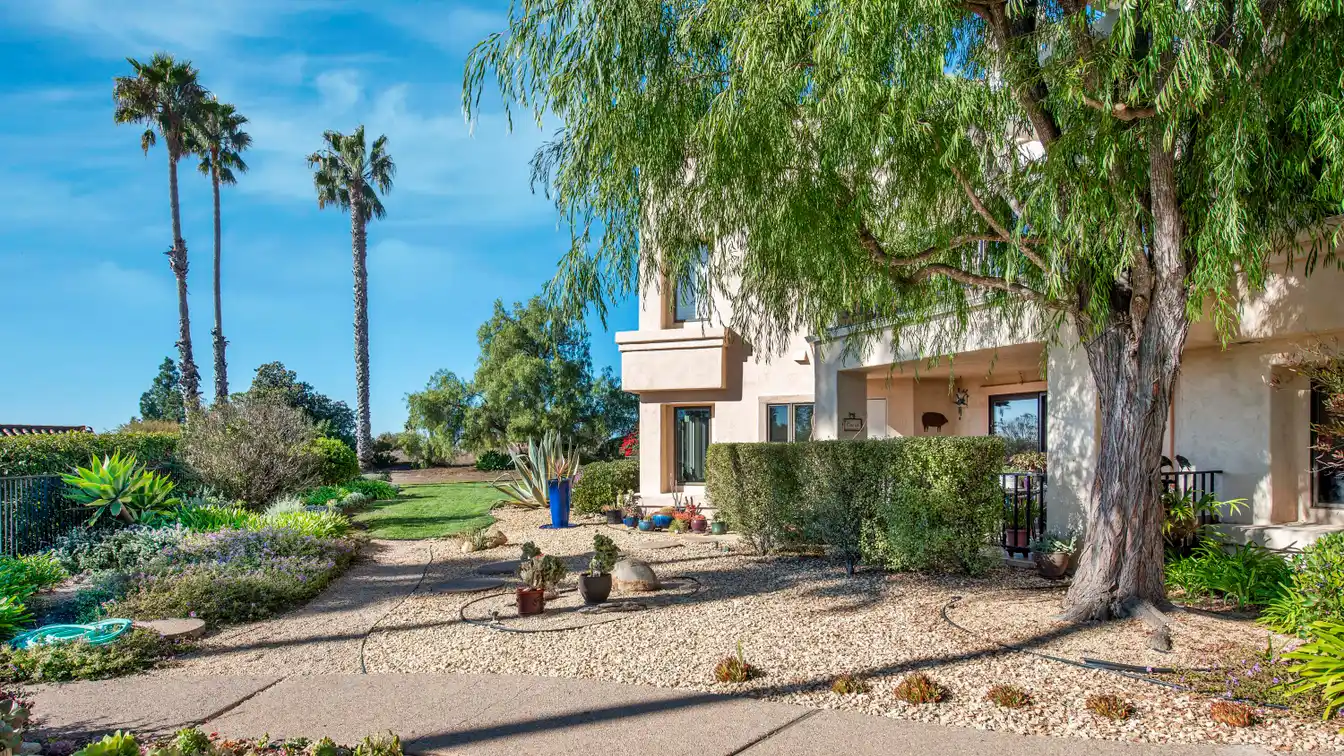 Lovely Two Bedroom Home in Shadow Hills