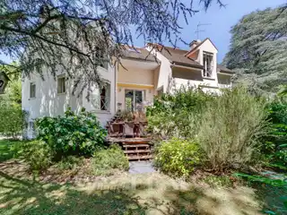 Privileged Living in a Peaceful Setting