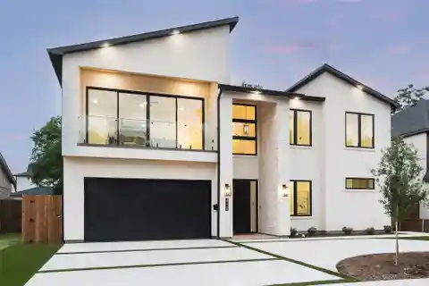 Unparalleled Luxury in the Heart of Preston Hollow