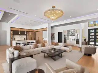 Extraordinary Turnkey Gulf Harbour Residence