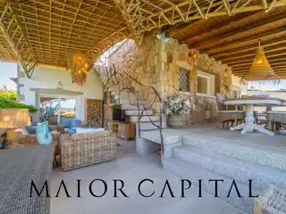 Refined Coastal Living