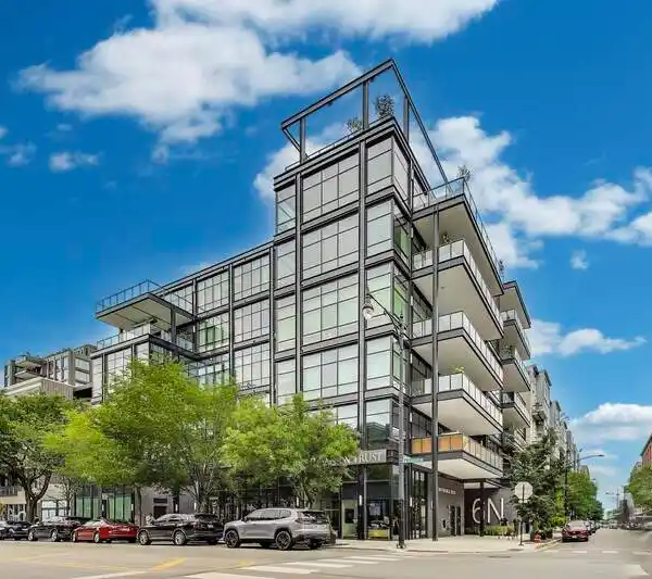 THOUGHTFULLY UPGRADED HALF-FLOOR HOME