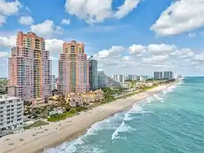EXQUISITE THREE BEDROOM CONDO WITH BREATHTAKING OCEAN VIEWS