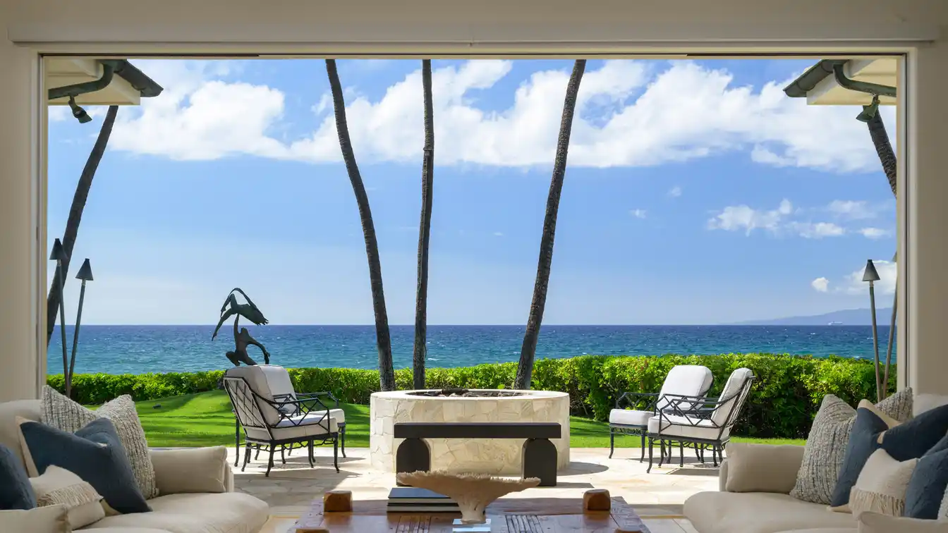 The Most Memorable Oceanfront Lifestyle in Maui
