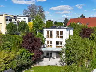 Modern Home in a Serene Location