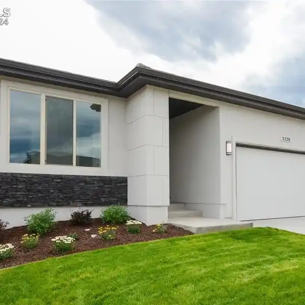 BRAND NEW RANCH HOME IN KISSING CAMELS ESTATES