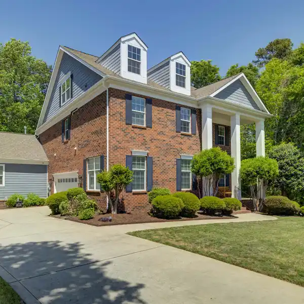 UPDATED HOME IN THE AMENITY-RICH PALISADES