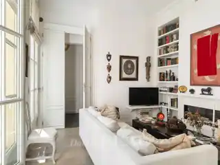 Remarkable Apartment in Saint-Germain-Des-Prés