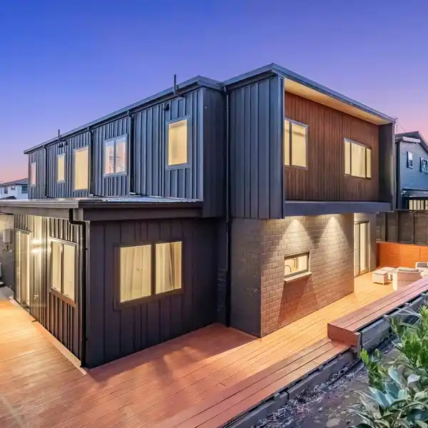AWARD-WINNING HOME EXEMPLIFYING LUXURY AND CRAFTSMANSHIP