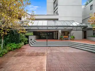 Penthouse Haven with Expansive Decks and Lake Views