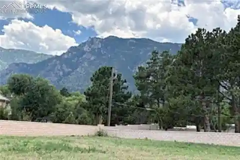 Build Your Dream Home in the Polo Club