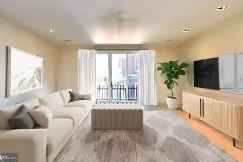 Luxury Townhome in Prestigious Community