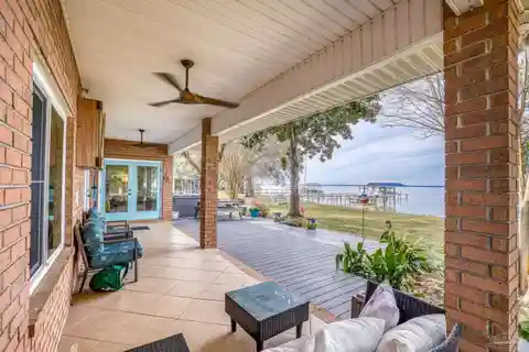 Waterfront Living at Its Best on Pensacola Bay