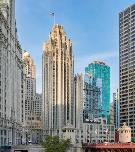 LUXURIOUS LIVING IN THE TRIBUNE TOWER