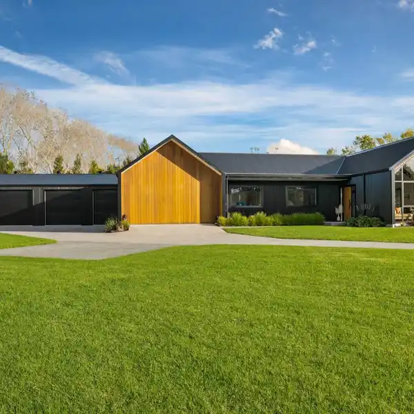 STEP INTO A NEW WORLD OF LUXURY