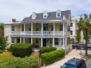 Elegant Charleston Single House