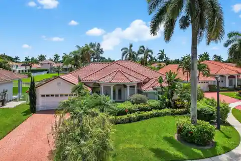 Modern Lakefront Retreat in a Gated Community