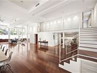 DRAMATIC DUPLEX LOFT FOR RENT