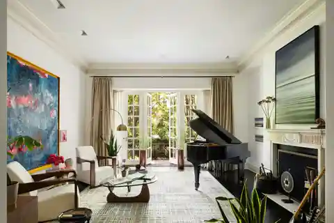 Historic Townhouse in Treadwell Farm