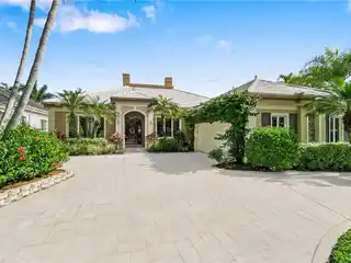 Beautiful Home with Spectacular Views