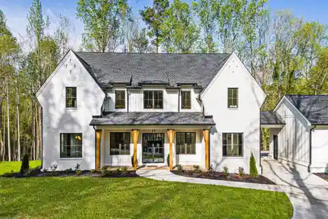 New Luxury Home on 3+ Gated Acres
