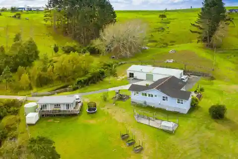 Sunlit Silverdale Estate with Stunning Valley Views