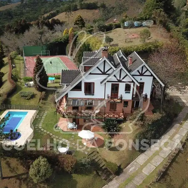 NICE HOME IN THE CAPIVARI NEIGHBORHOOD