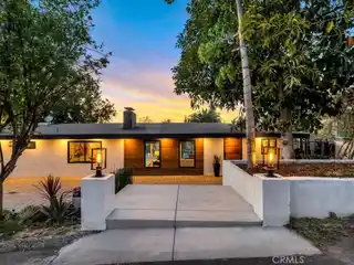 High-end Trophy Home
