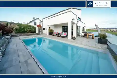 High-End Villa from 2015 with Stylish Aesthetics and Technical Finesse