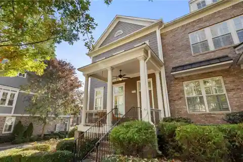 Bright Modern Living