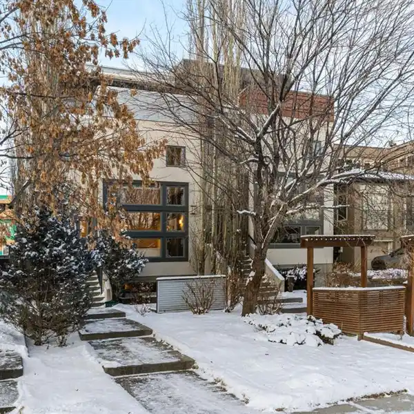 SCENIC BEAUTY WITH URBAN CONVENIENCE IN THE MARDA LOOP DISTRICT