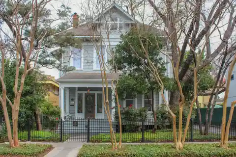 Lovingly Restored Historic Beauty in King William