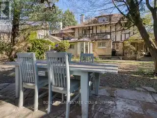 Grand Circa 1908 Residence