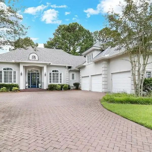 BRIGHT OPEN LAYOUT OVERLOOKING WEST COURSE