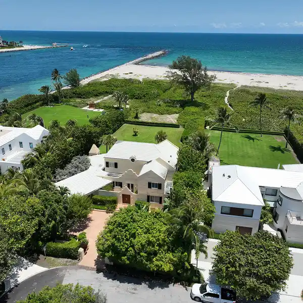 AMAZING BEACHFRONT PROPERTY