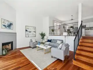 Amazing Townhome Near All Amenities