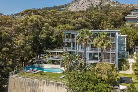 Superb Family Home with 360-degree Views