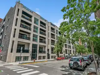 Gorgeous Duplex Penthouse Unit in a Boutique Building