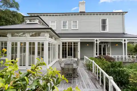 Glenholm - an Elegant Remuera Residence