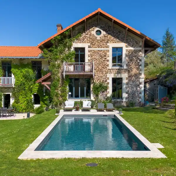 EXCEPTIONAL PROPERTY FILLED WITH HISTORY