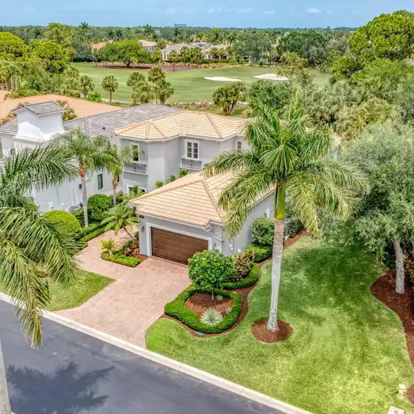 RENOVATED ESTATE IN MIRASOL COUNTRY CLUB