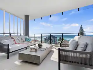 Exceptional Apartment in the Jefferson