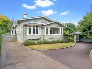 Classical New Zealand Bungalow