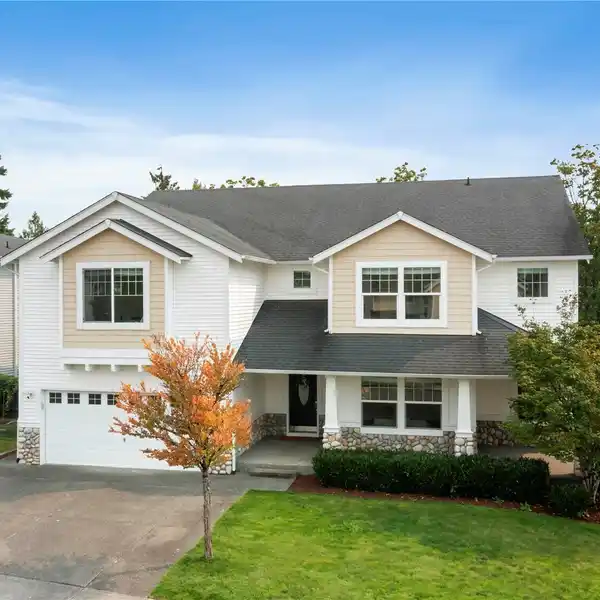 SPACIOUS MOVE-IN READY HOME