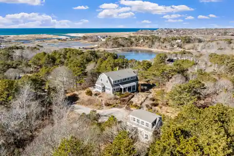 Handsome Colonial Home in the South Truro Countryside