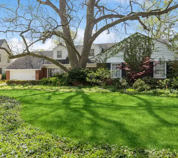 NEW BUILD IN PRIME IN-TOWN LOCATION