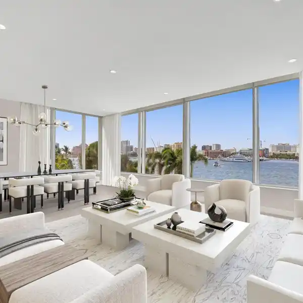 DIRECT INTRACOASTAL CONDOMINIUM IN THE HEART OF MID-TOWN