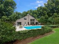 COOL CONTEMPORARY RENTAL